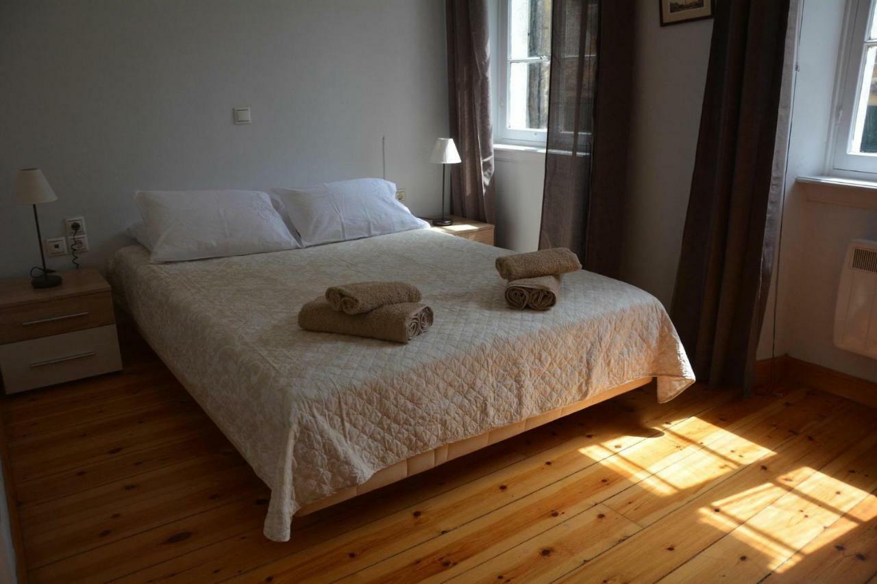 Mantouki Laval Apartment מראה חיצוני תמונה