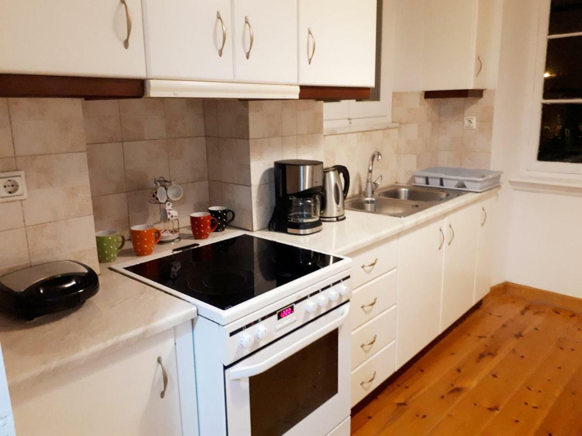 Mantouki Laval Apartment מראה חיצוני תמונה